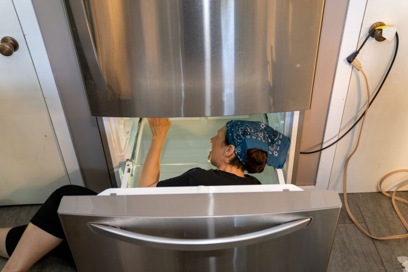 Freezer Repair detail